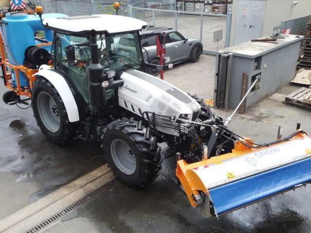 Spazzatrice a rullo per autocarri SWC