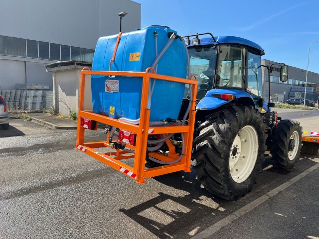 Spazzatrice a rullo per autocarri SWC
