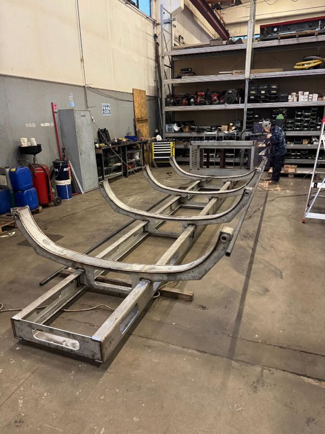 Progettazione e produzione cisterne per trasporto acqua e lavastrade su misura